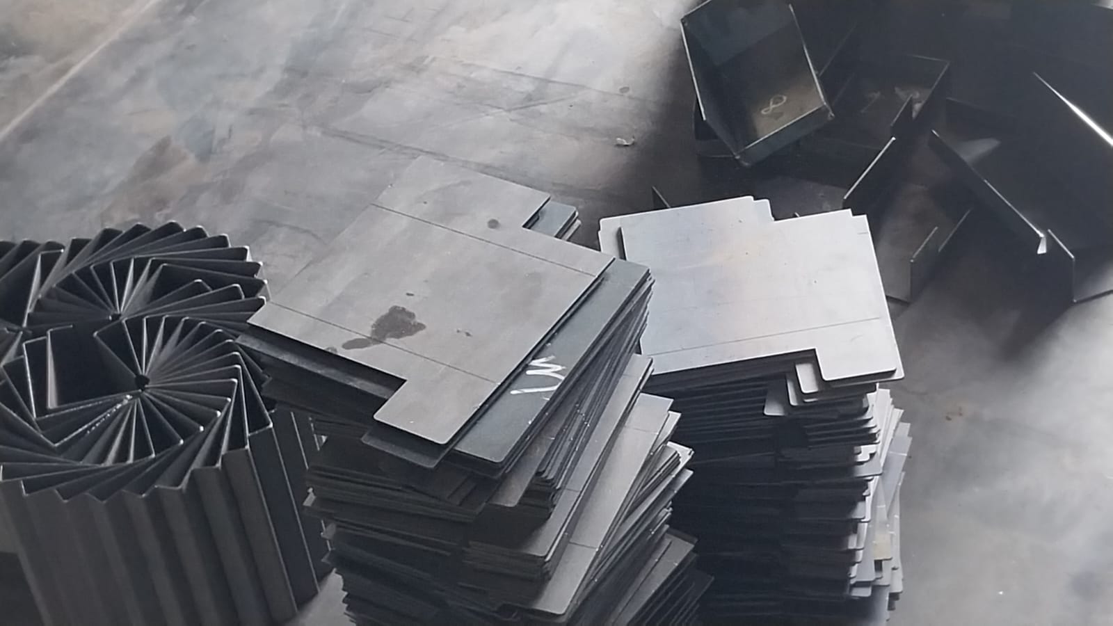 Laser Cutting — AEK POHON PIDOLI